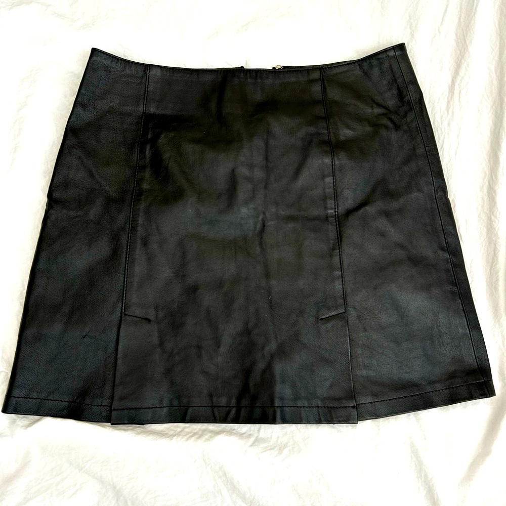 Like NEW 100% Leather mini skirt